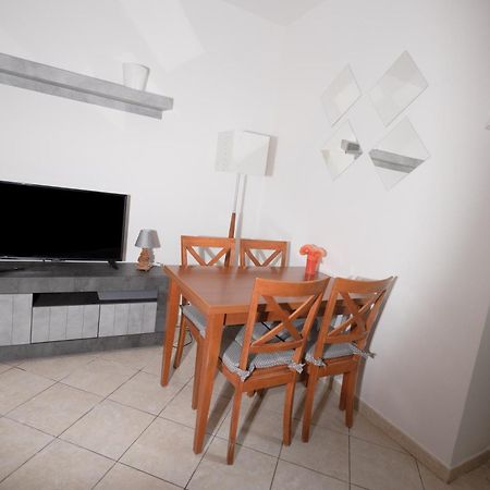 Delightful Apartment Close To The Center Лідо-ді-Остія Екстер'єр фото